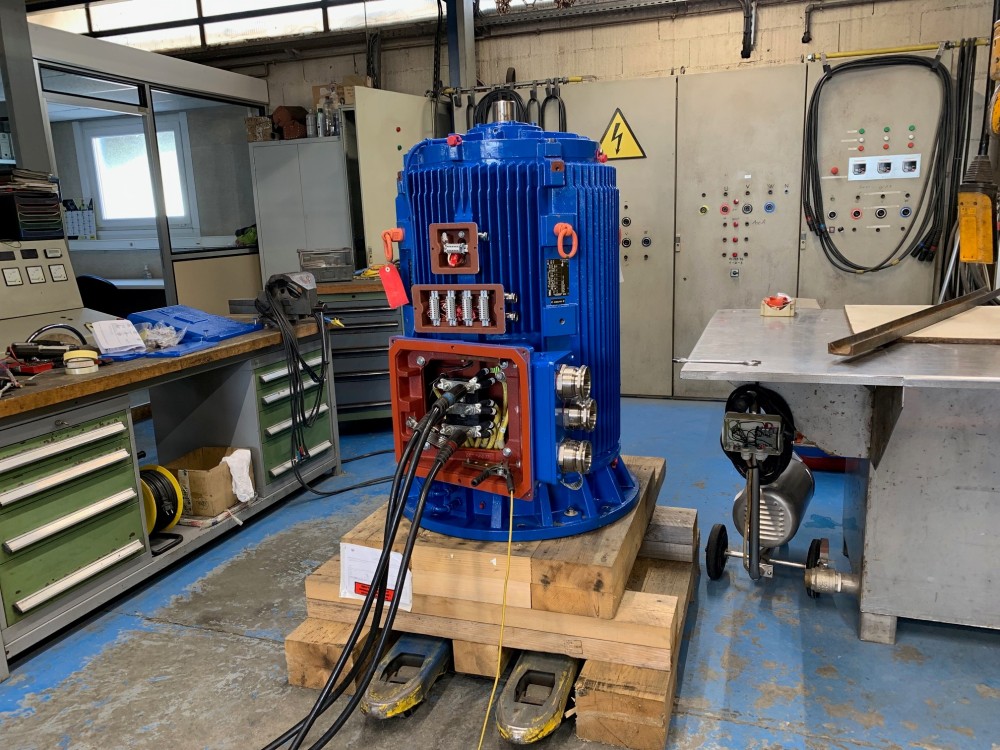 Moteur vertical Nidec Leroy Somer 315 kW : la lubrification d'abord